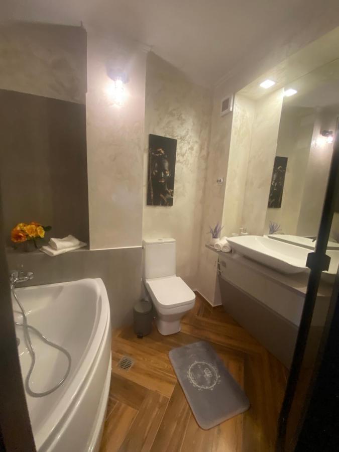 Victoriei Deluxe Suites Bucureşti Exterior foto